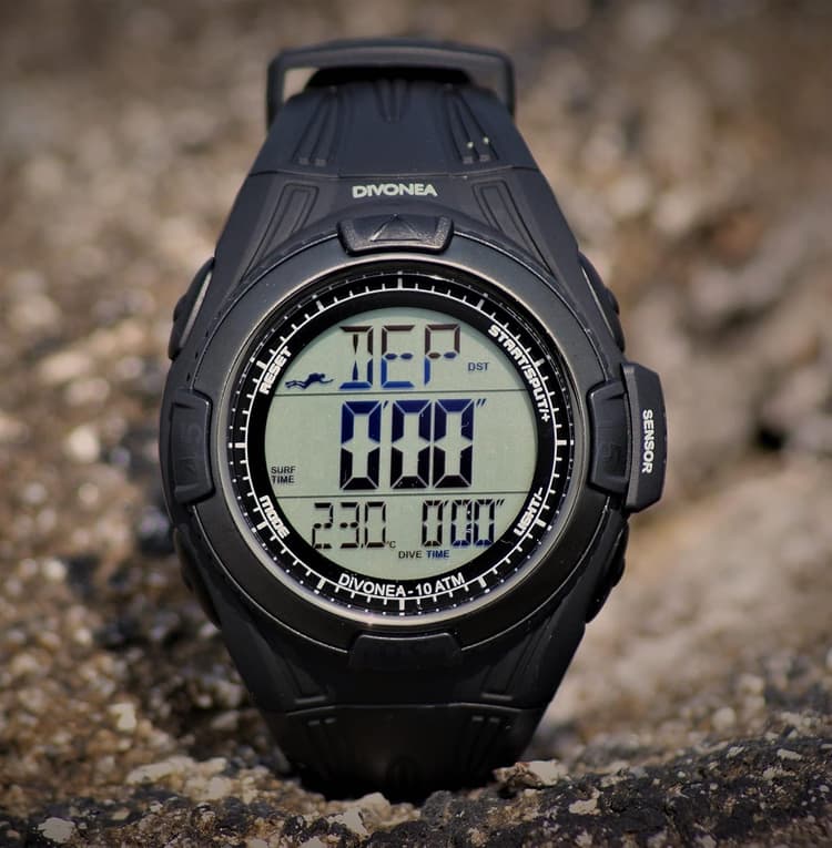 DiVONEA | Montre de Plongée, Apnée et Chasse sous-marine